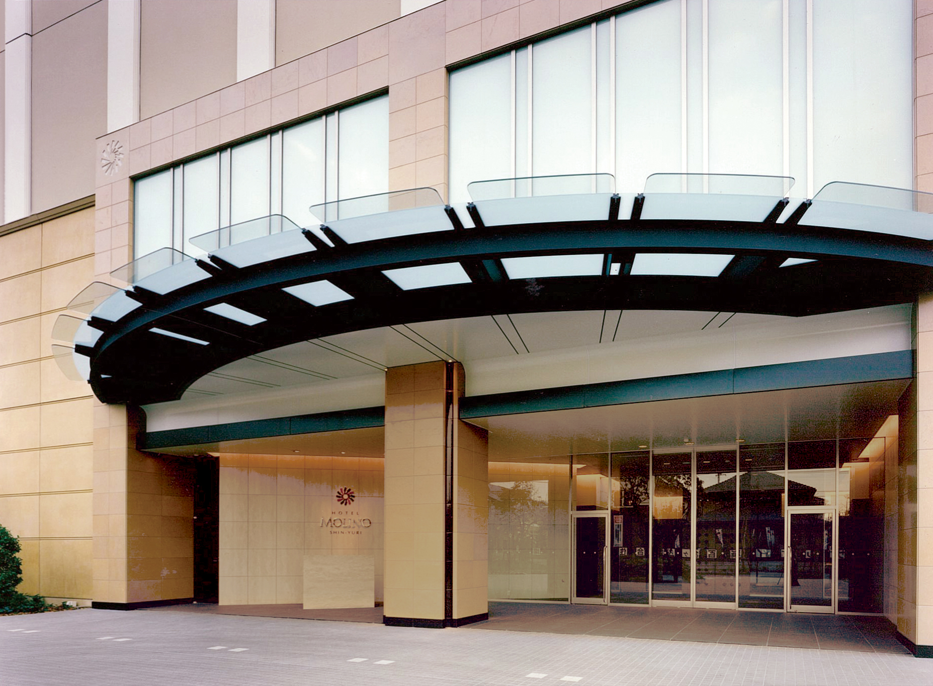 1Fエントランス