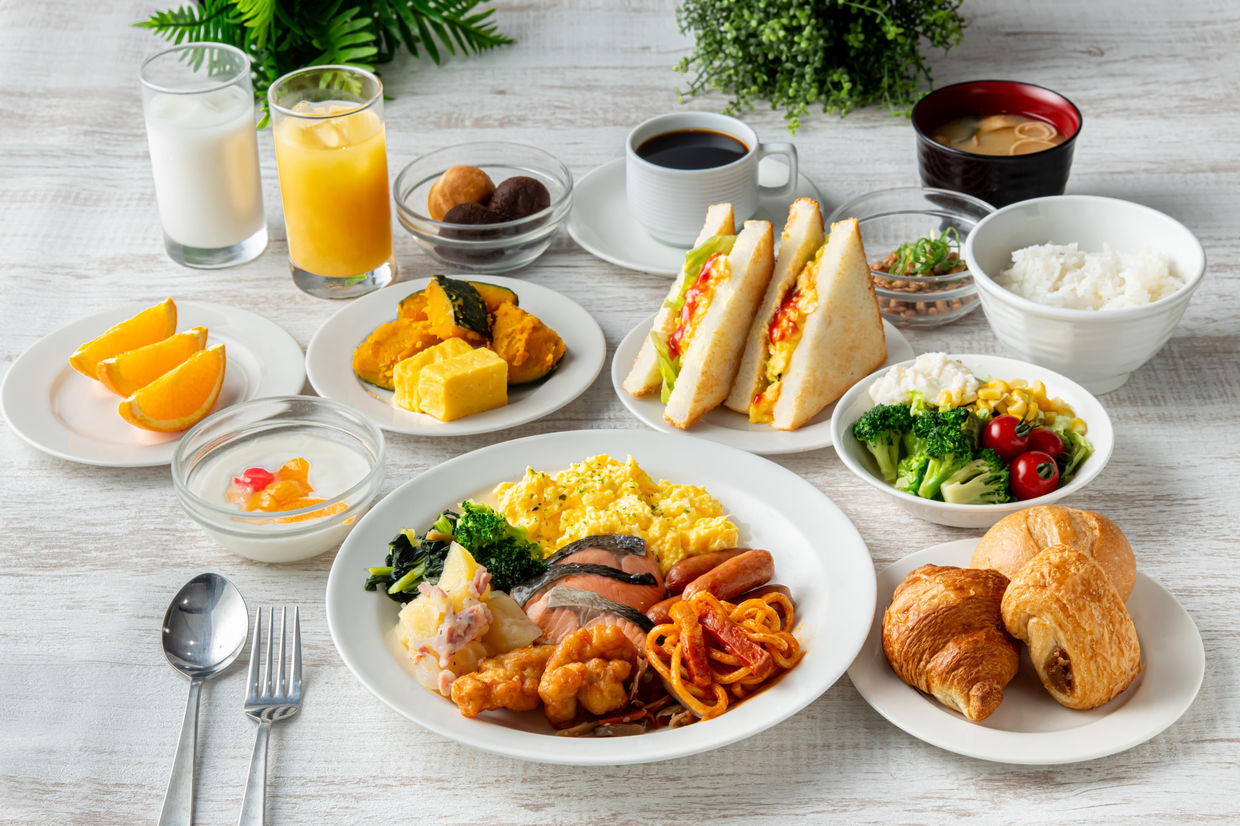 朝食バイキング