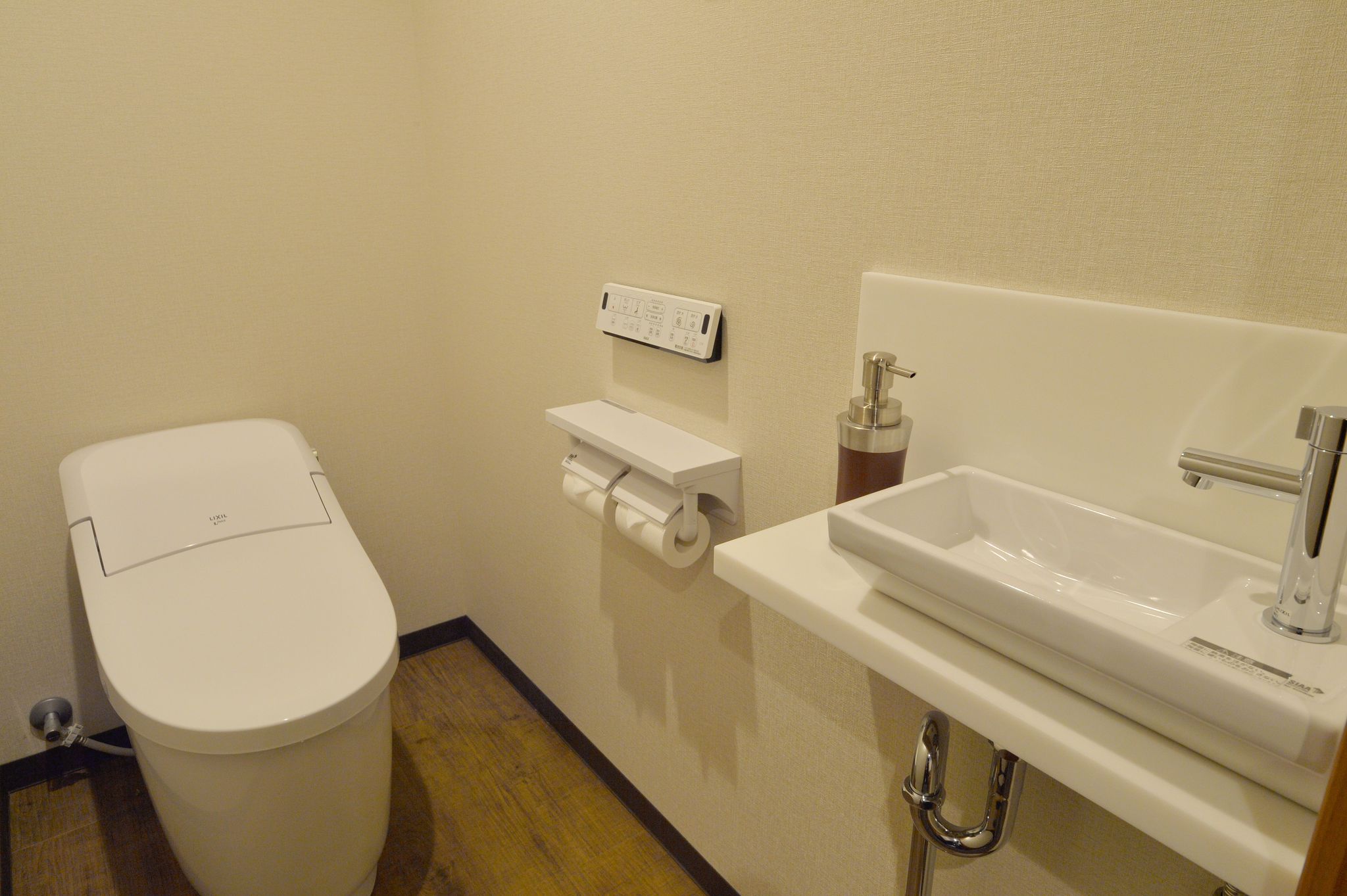 【本館】プレミアムトリプル/正ベッド3台/30平米