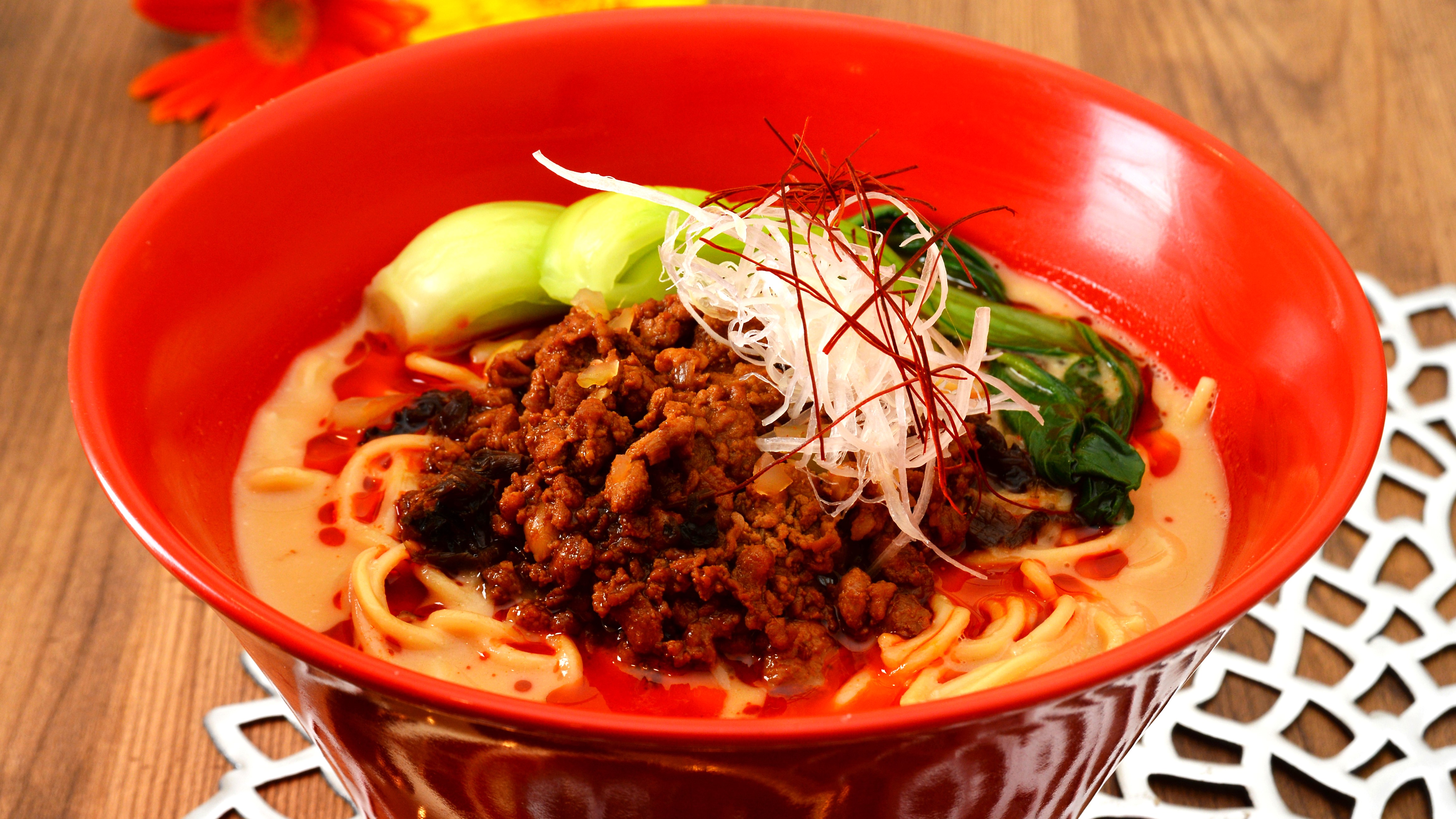 レストランアゼリア　担々麺イメージ