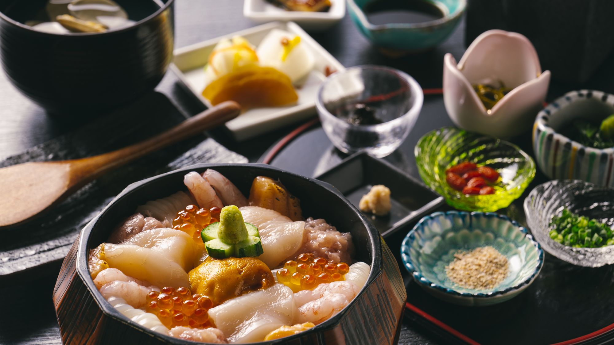 「松前」朝食御膳。海鮮ひつまぶし御膳