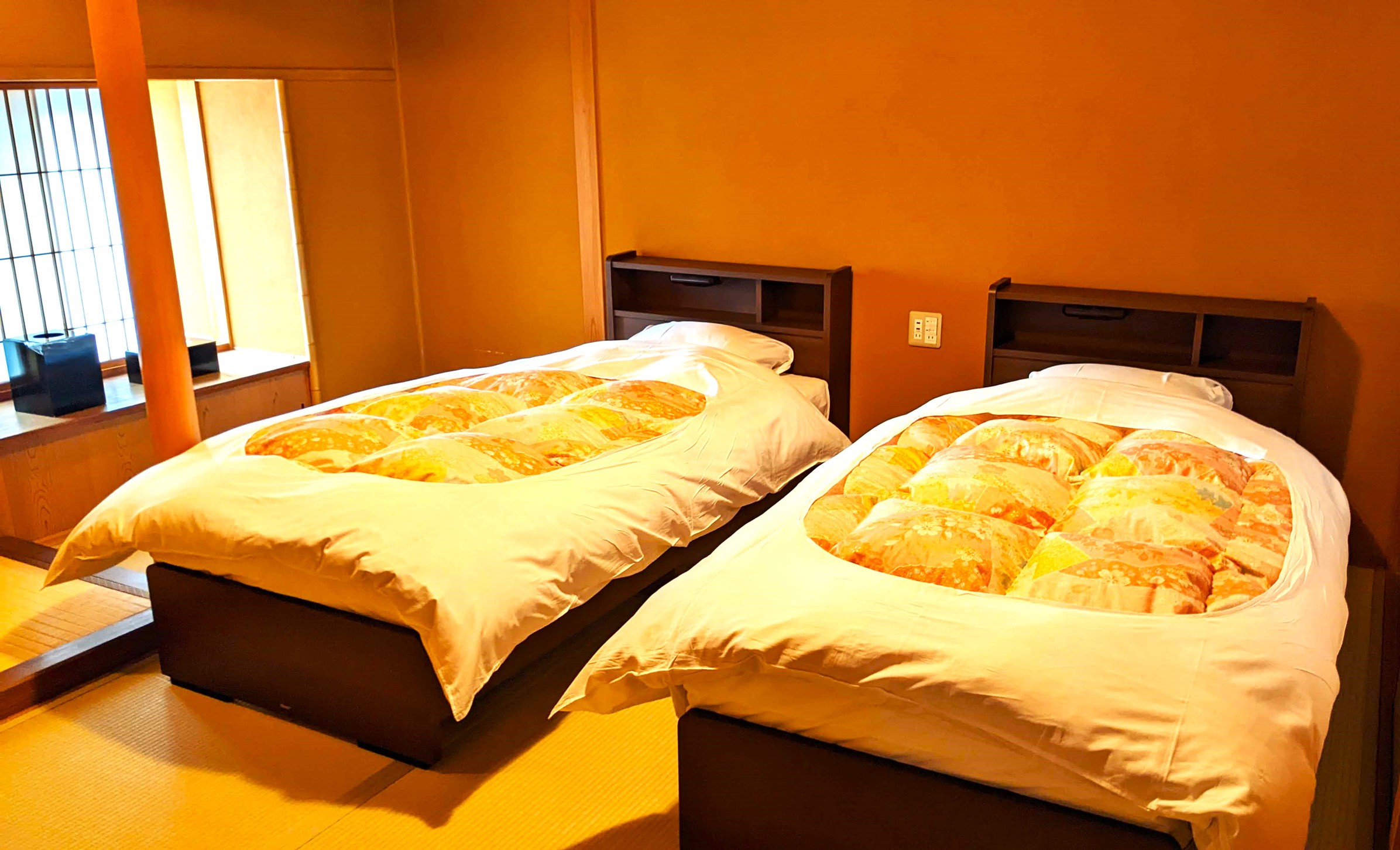 スイート和室　次の間（ツインベッドタイプ）