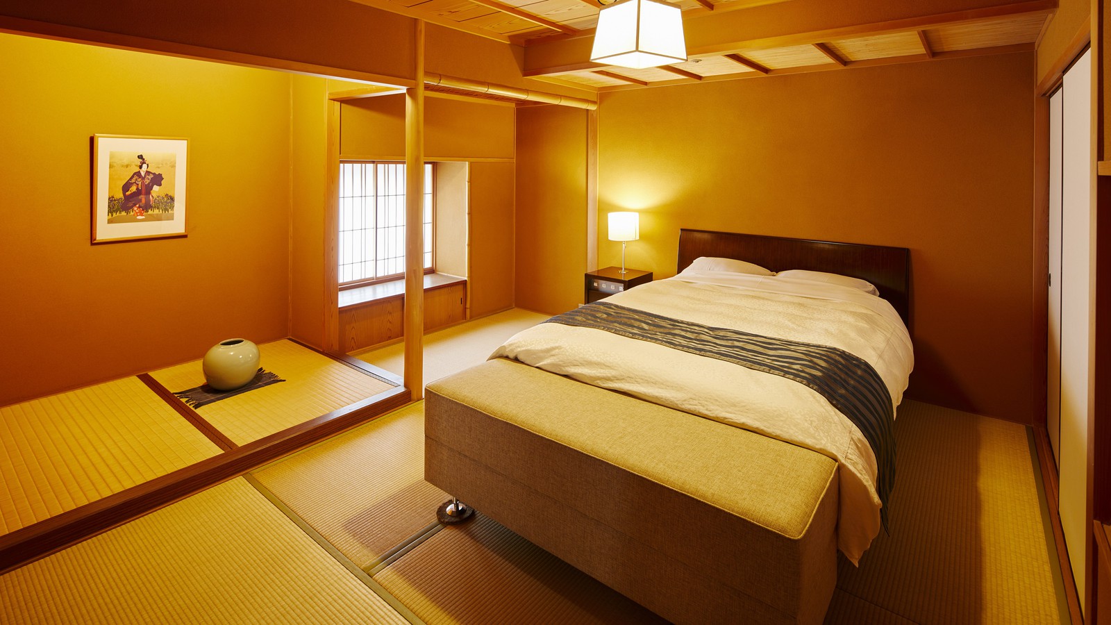 スイート和室　次の間（ダブルベッドタイプ）