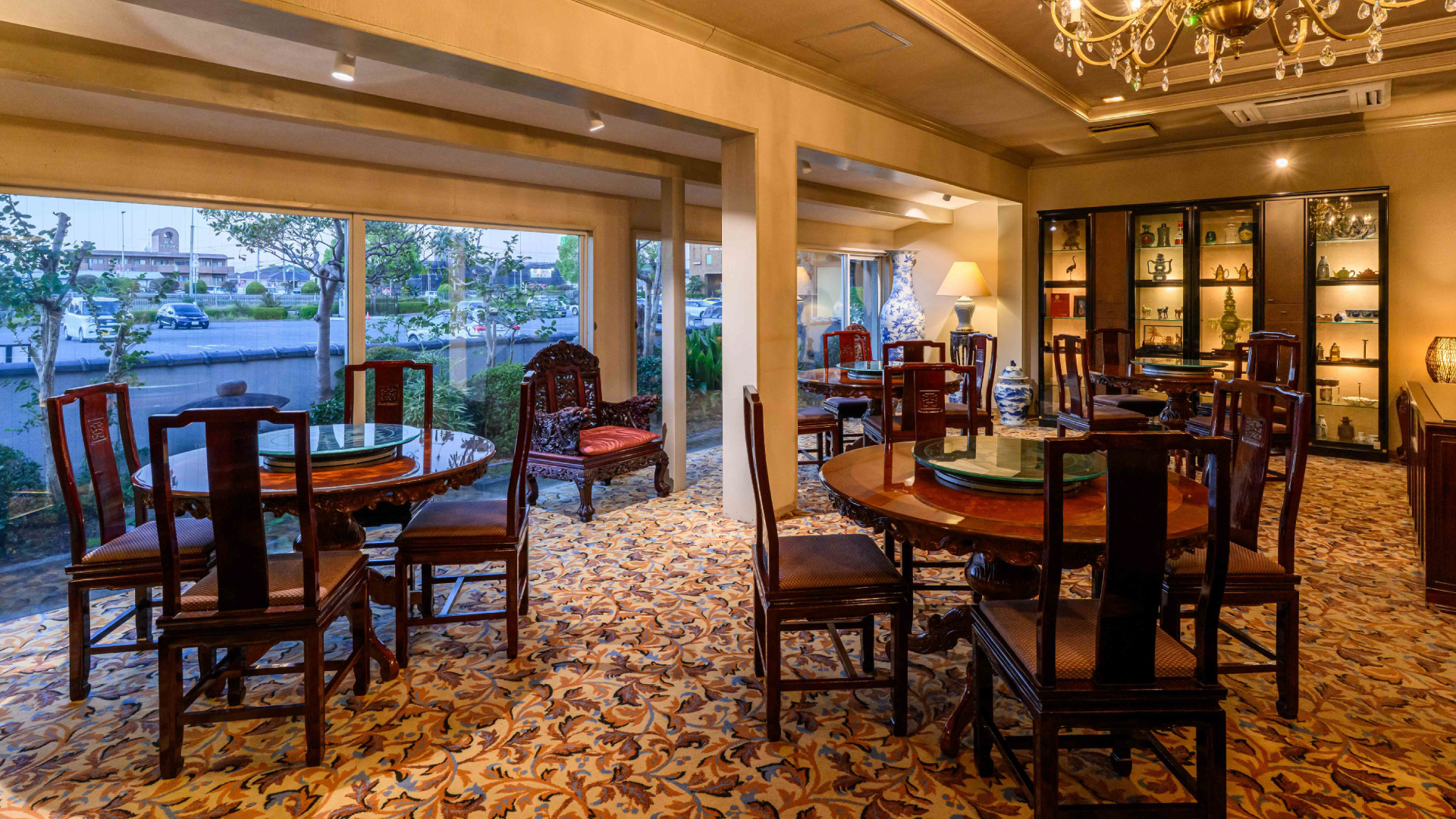 ホテル別館　中国料理 沙山華（さざんか）