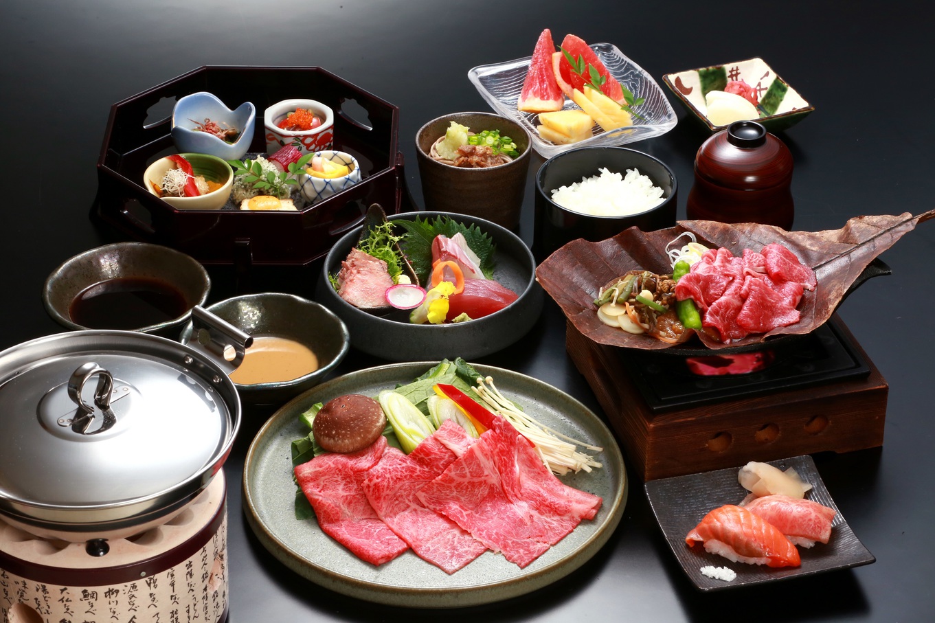 【夕食１７：３０スタートプラン】【2食付き】食べ方いろいろ！飛騨牛づくしプラン★