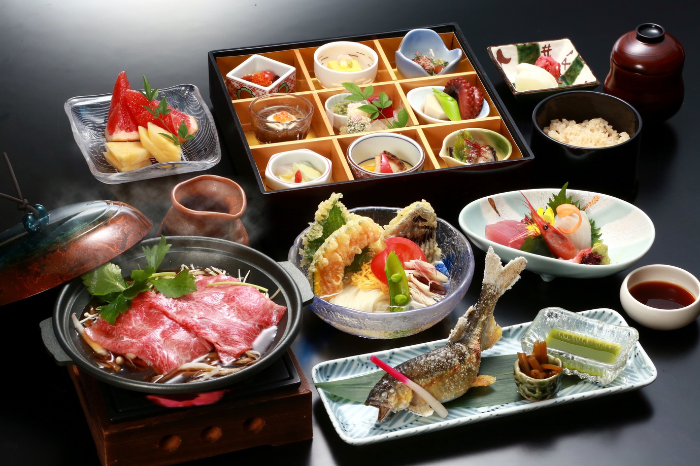【夕食１７：３０スタート】【2食付き】季節の味覚を味わう 飛騨の郷プラン