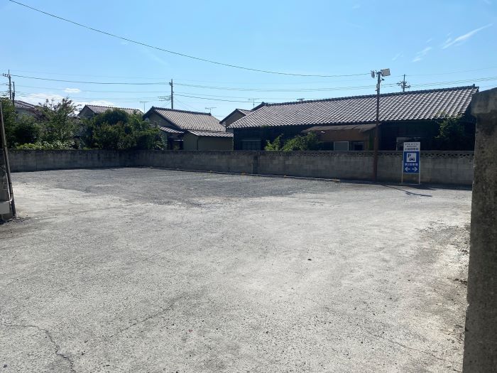 第二駐車場左側