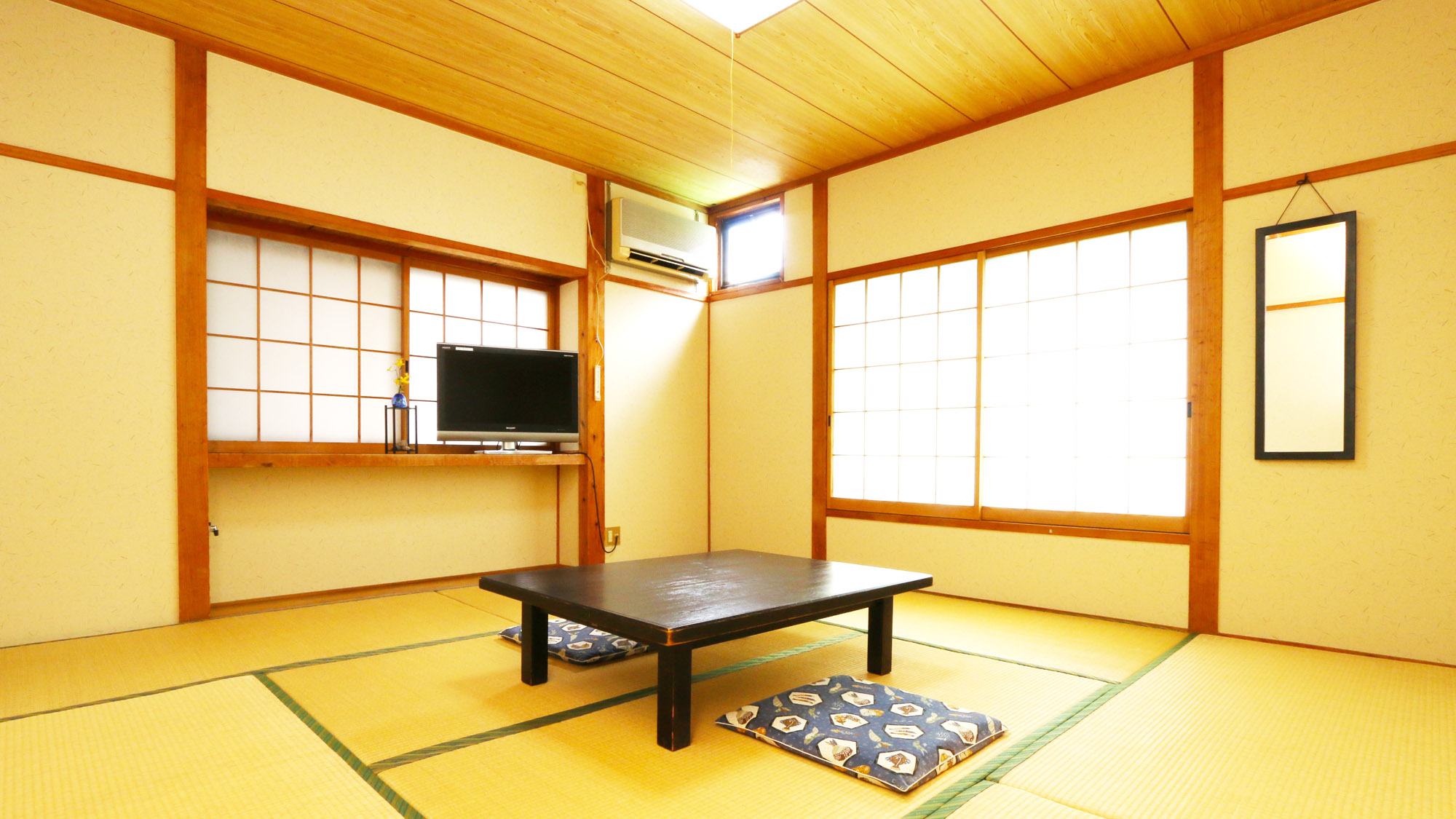 和室8畳のお部屋