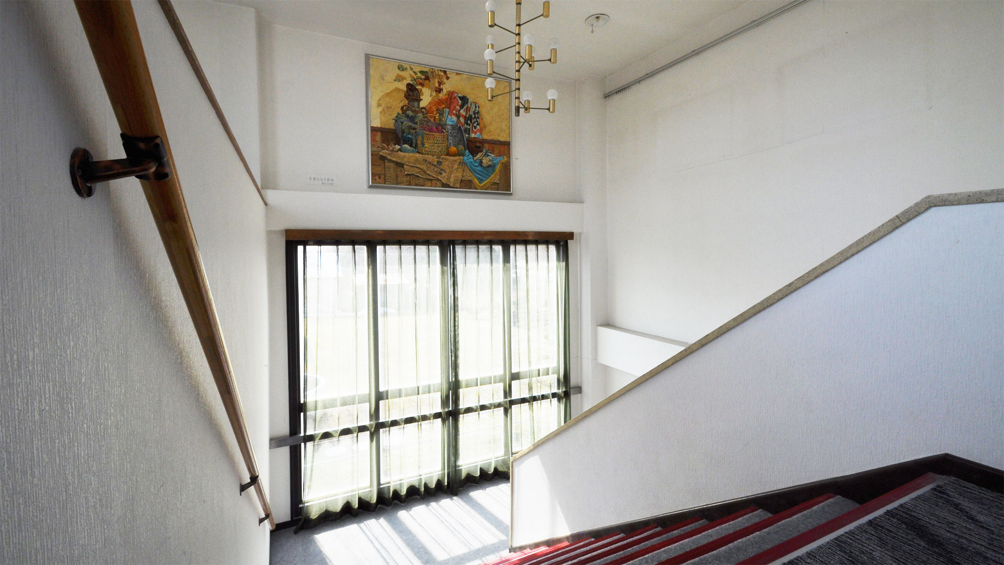 【ホテル館内】広々とした館内です。