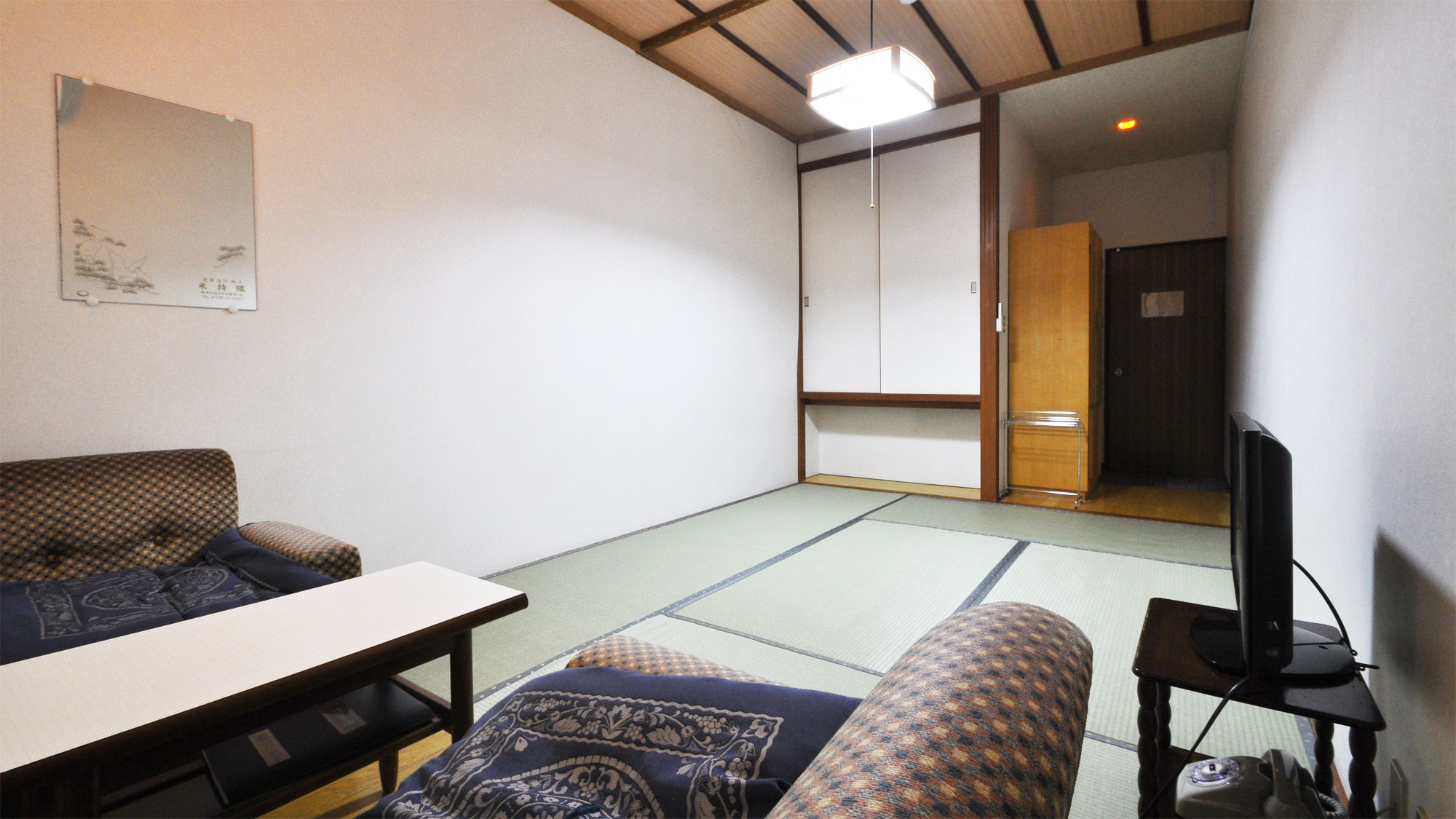 【和室8畳】3名様までご利用いただけます。