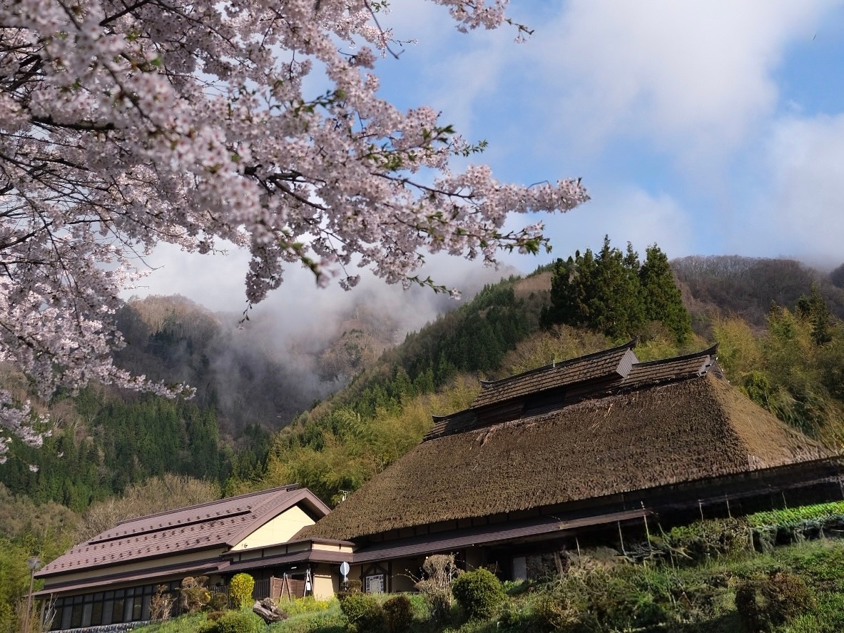 信州むしくらの湯　やきもち家　季の山・雲海・かやぶきの宿