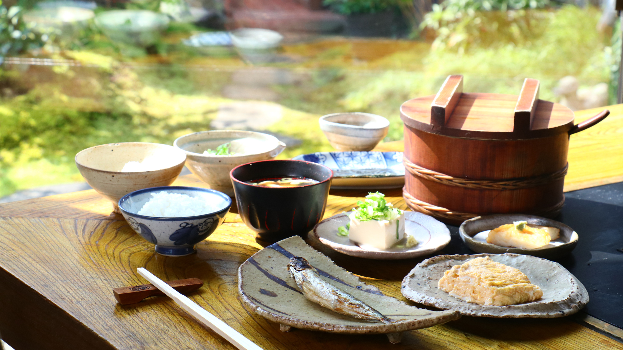 【朝食】地元の食材を使用した和朝食 
