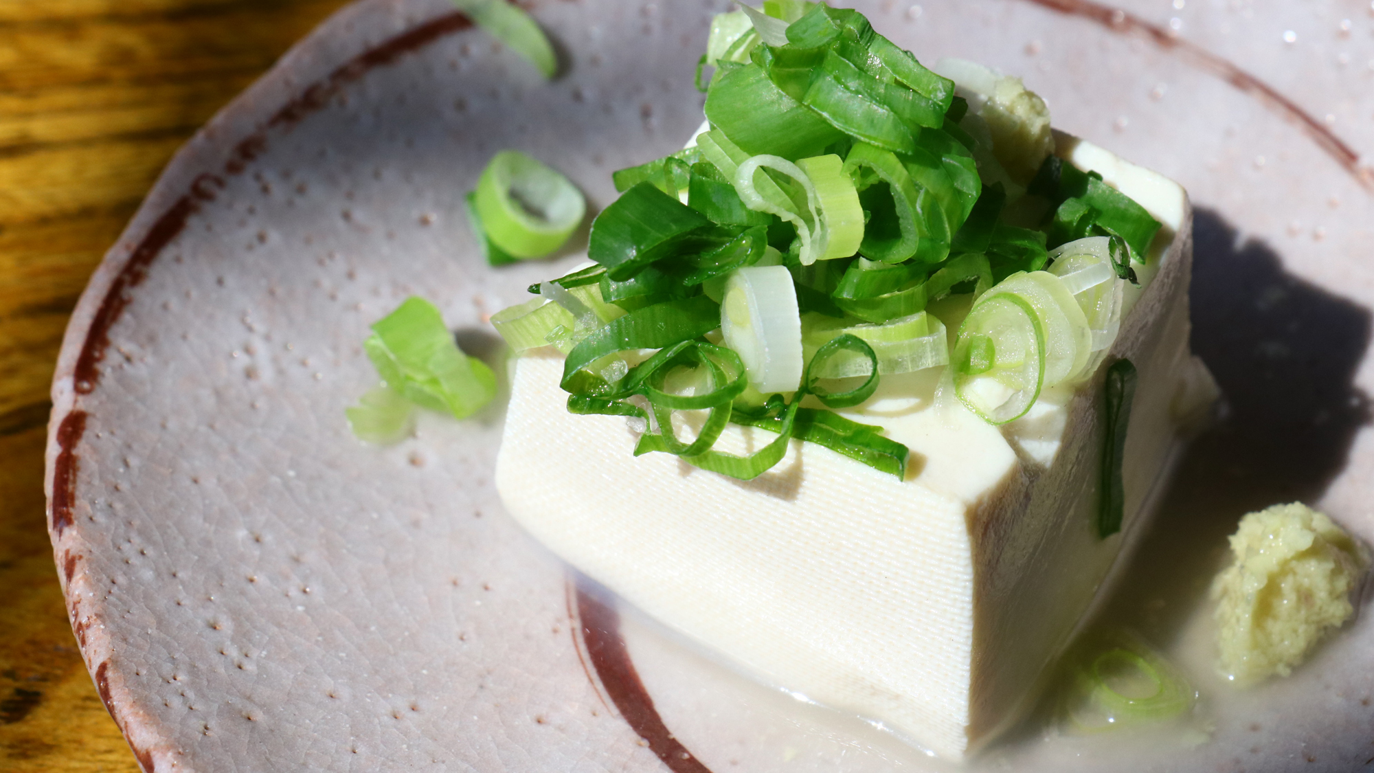 【朝食】地元の食材を使用した和朝食 