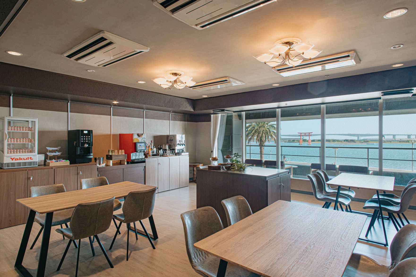 【オールインクルーシブ】浜名湖鰻＆三ヶ日牛付き！温泉＆アクティビティ満喫のリゾートステイ《朝夕付》