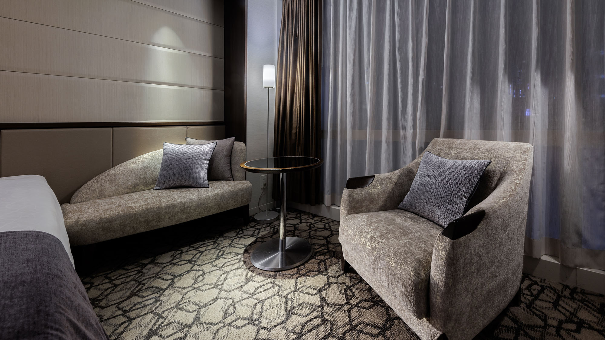 PREMIUM TWIN/プレミアムツイン 34㎡　（ベッド幅：120cm×200cm　2台）