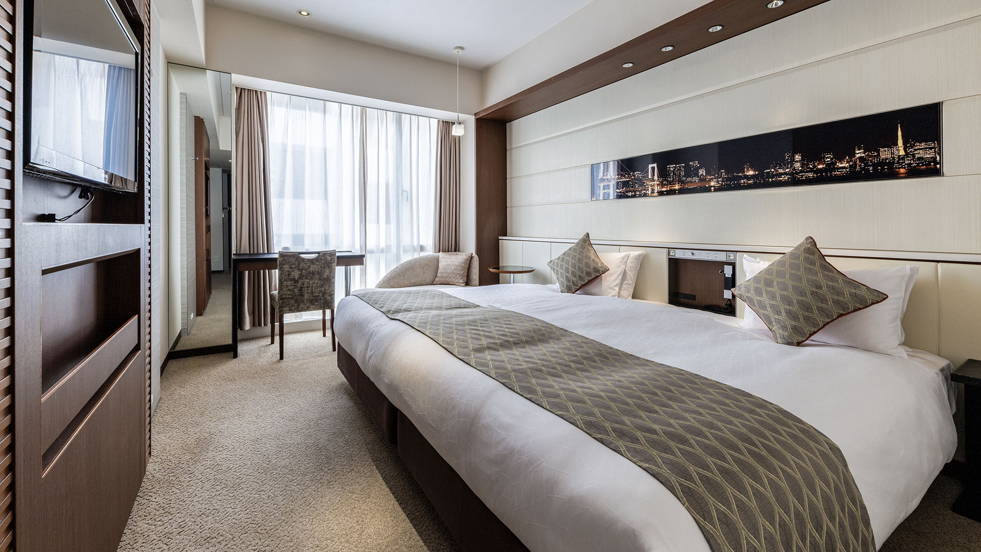 ハリウッドツイン