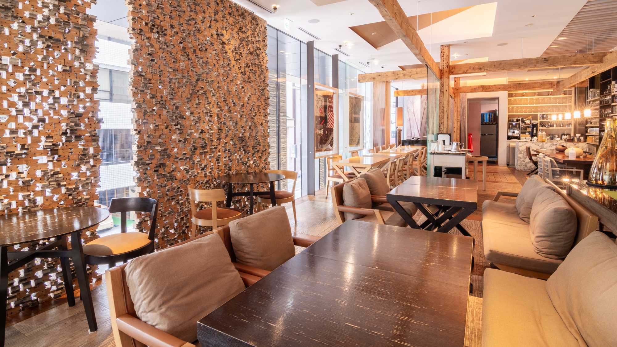 2F Furutoshi 　朝食7：00～10：00 ( 9：30 L.O )