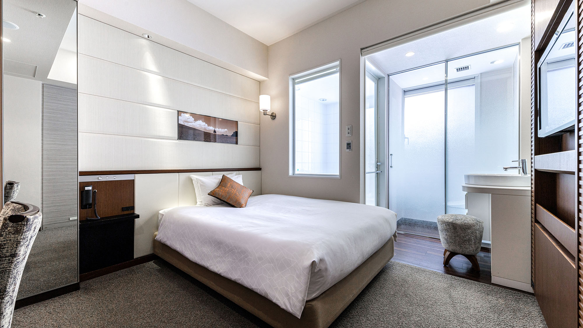 SINGLE/シングル 15.4㎡（ベッド幅：140cm&times;195cm 1台）