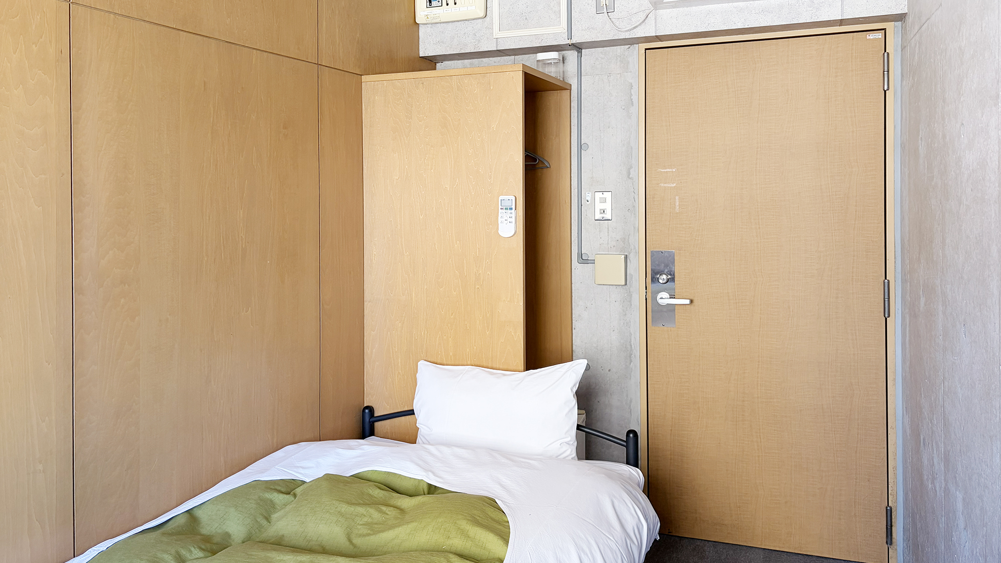 シングルＡ２（ＵＢ無し／TV・冷蔵庫有り）