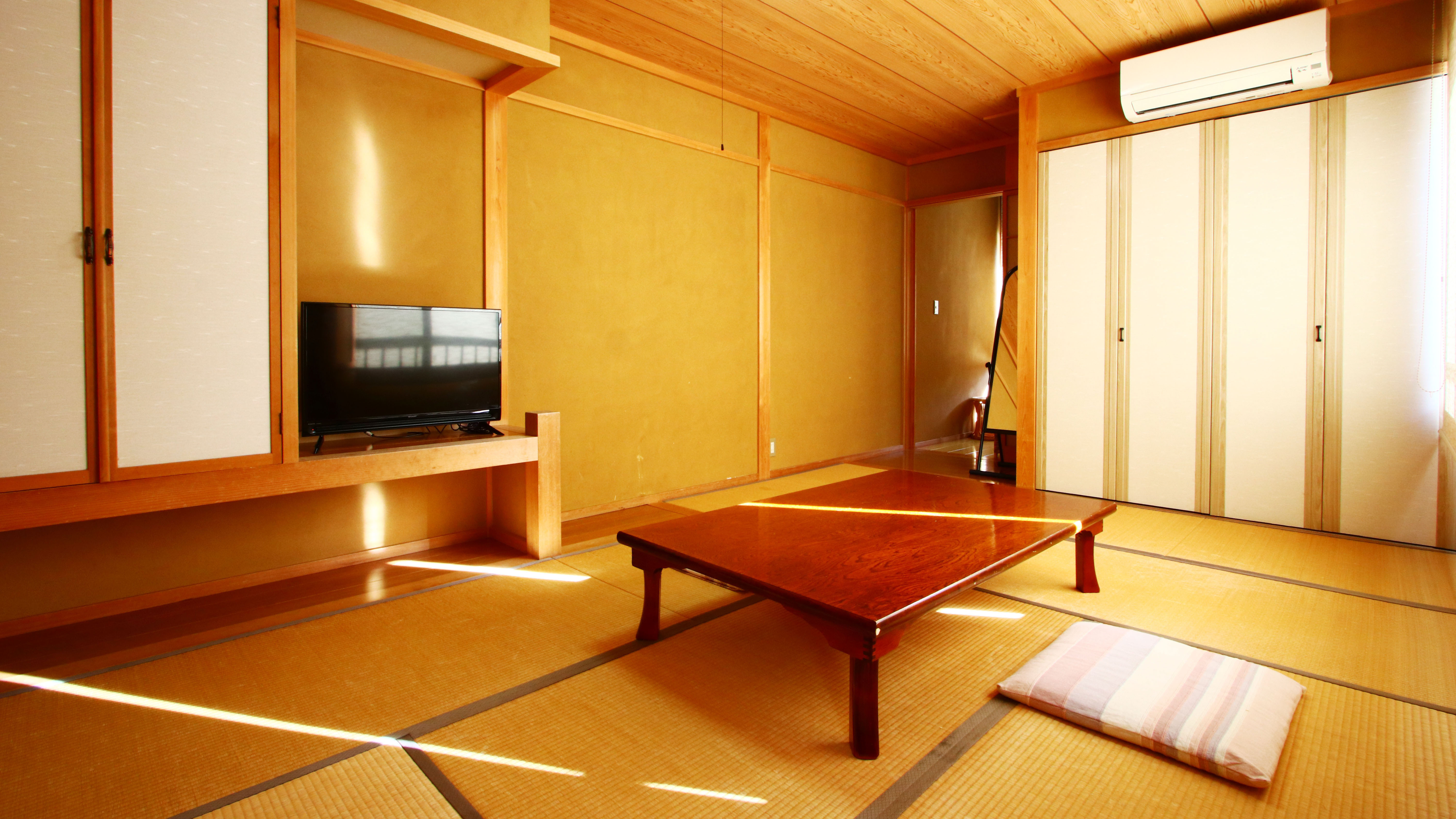 お部屋★足を伸ばして、ごゆっくりお過ごしください