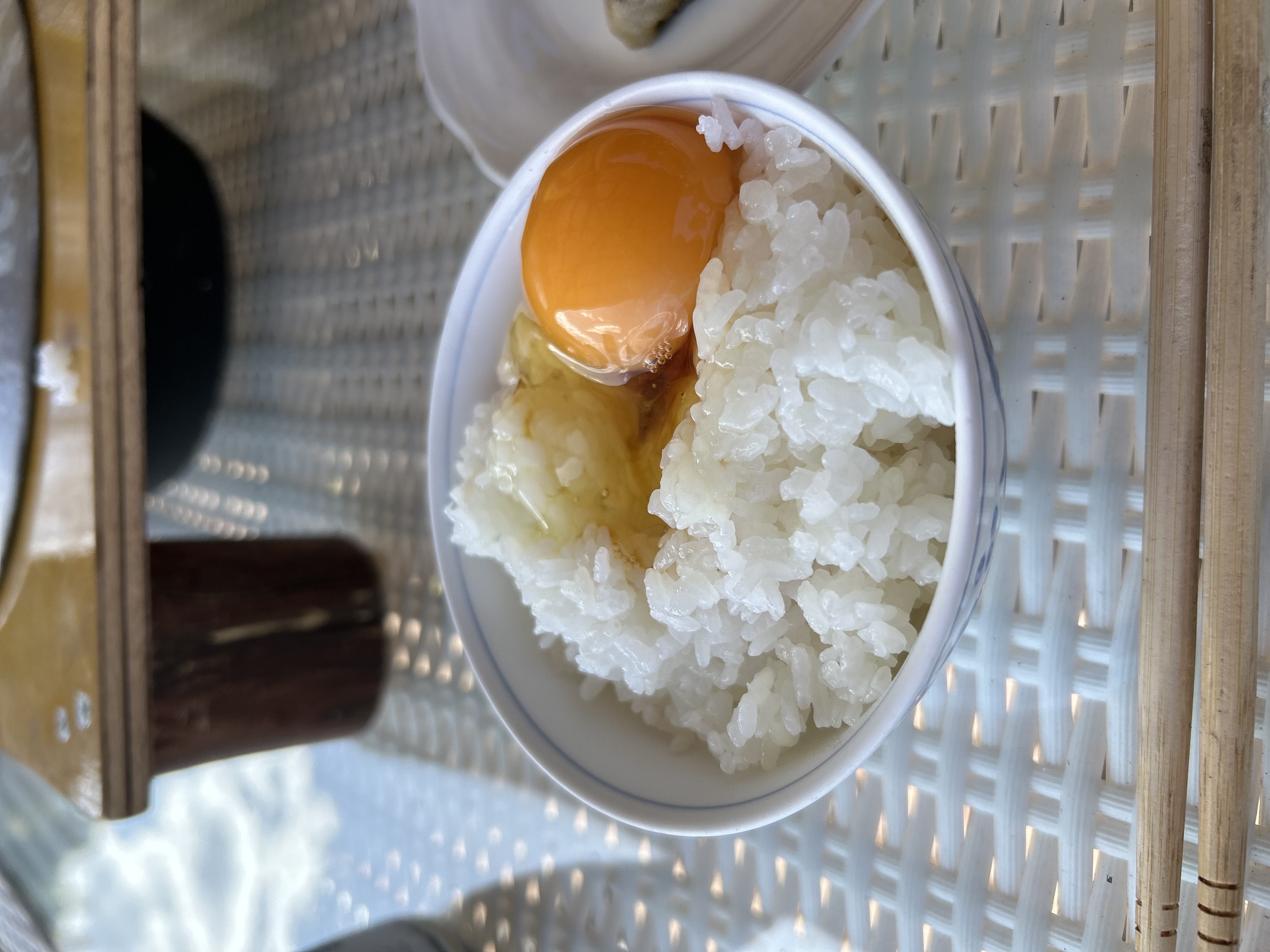 「もりのこうえん」名物卵かけご飯