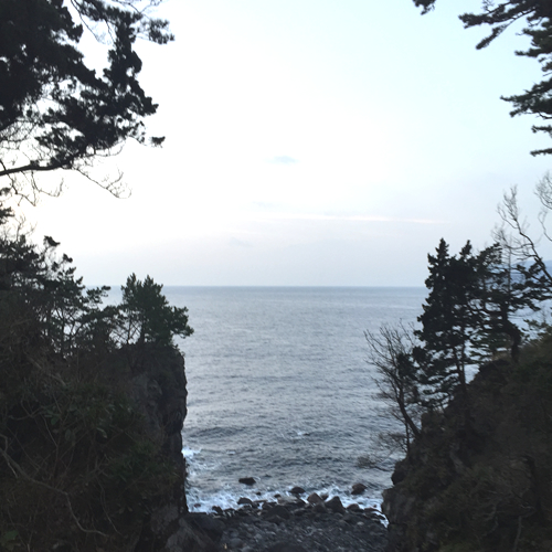 海岸線をハイキング