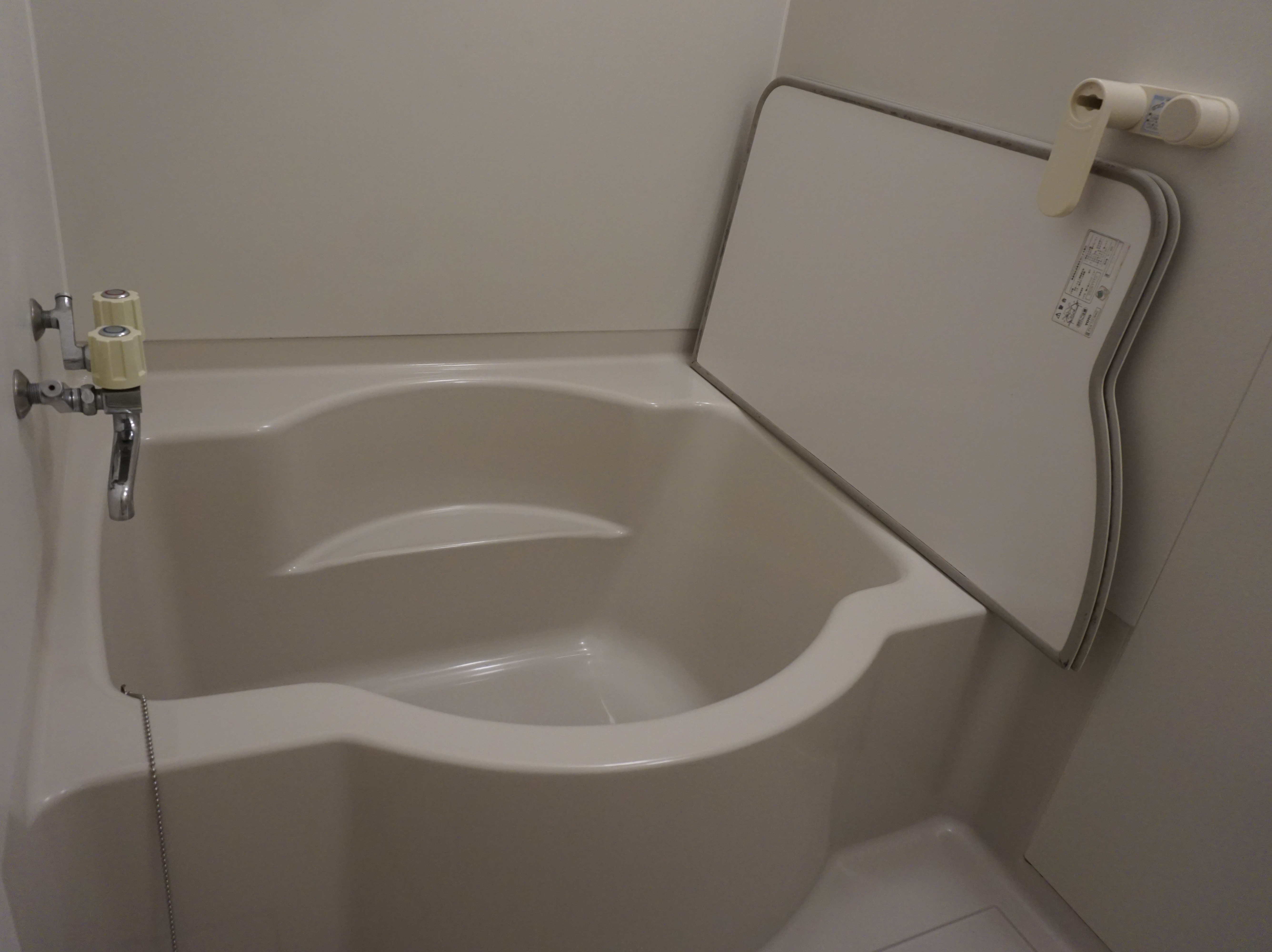 コテージのお部屋についている内風呂。