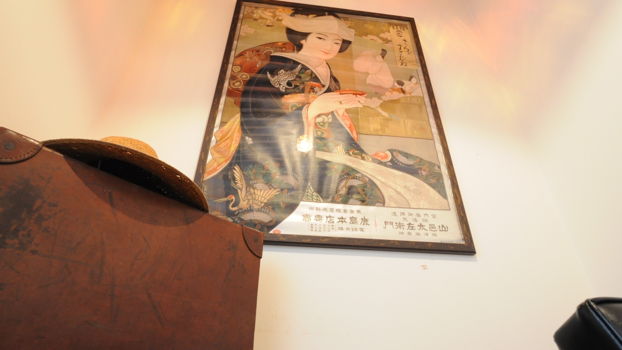 ◆館内にはレトロな装飾品がたくさん！