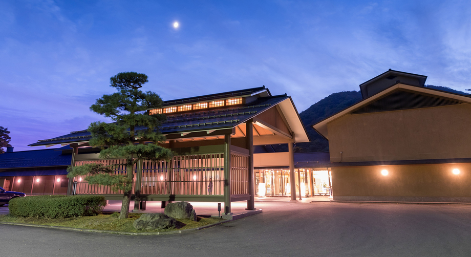 【夕食無し】1泊朝食付き◇佳松園「とろとろの湯」体感プラン◇