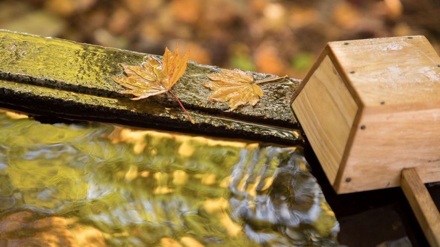 花巻温泉稲荷神社 紅葉の時季