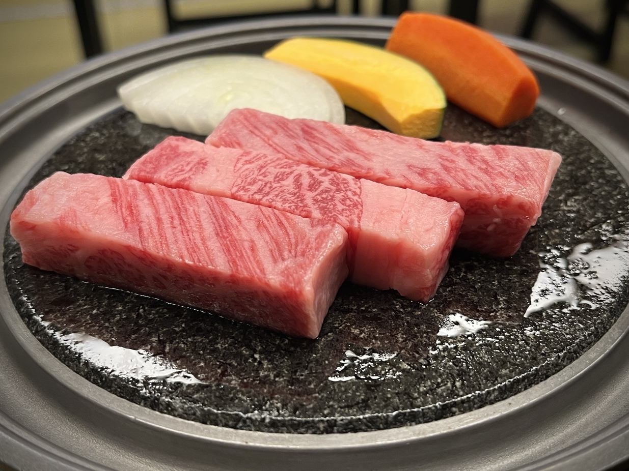 【山形牛ステーキと旬の味覚を味わうプラン】山形県産和牛×四季折々の美味しさを楽しめます♪