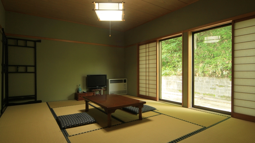 【宿泊棟】10畳和室◆Wi-Fi利用可能となっております。