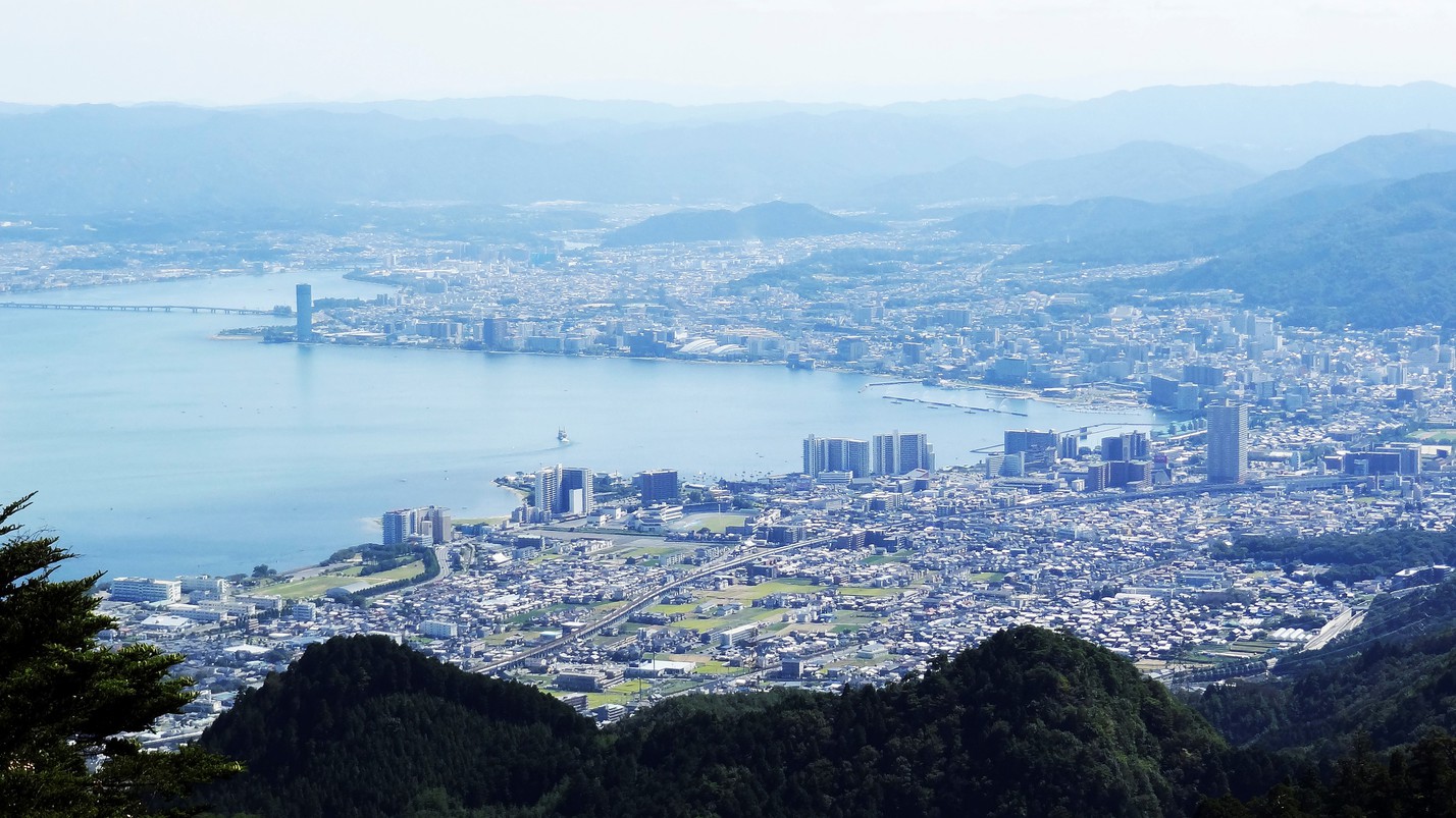 【観光タクシーで巡る】6時間コース♪ 〜琵琶湖・湖東三山・信楽〜フリープランも (朝食付)