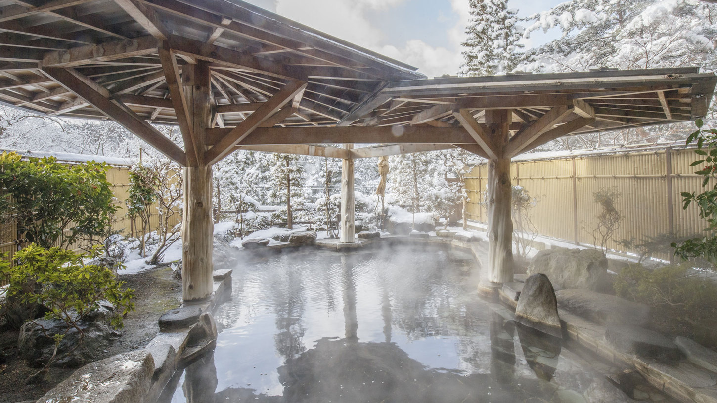 【夏油高原スキー場リフト1日券付】かに＆ステーキ食べ放題！会場おまかせバイキング★湯めぐり満喫