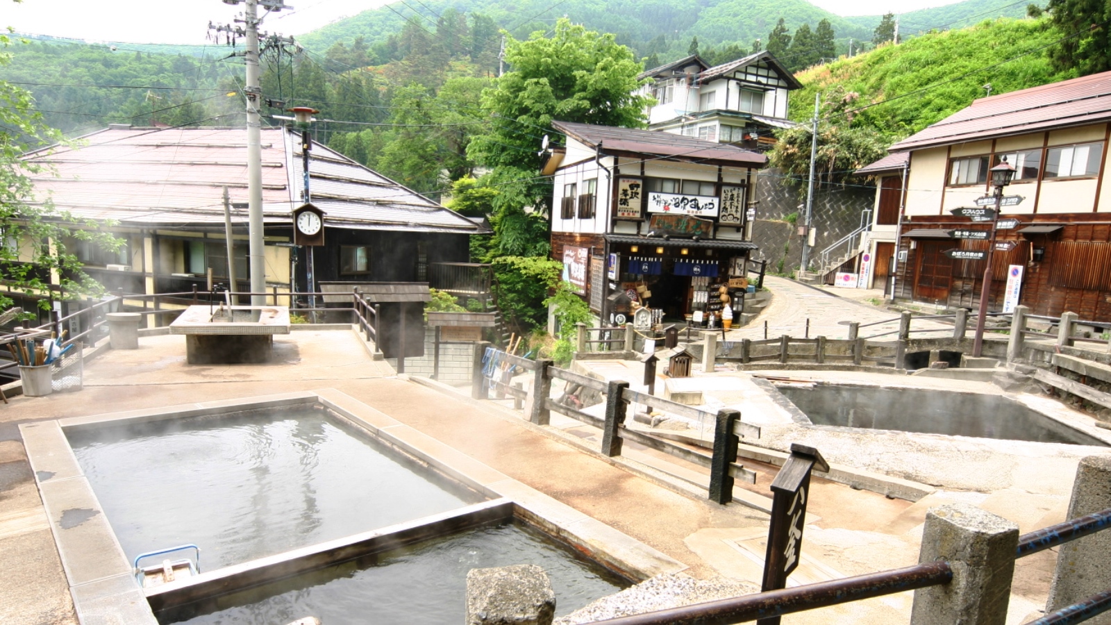 野沢温泉　周辺の様子　麻釜　