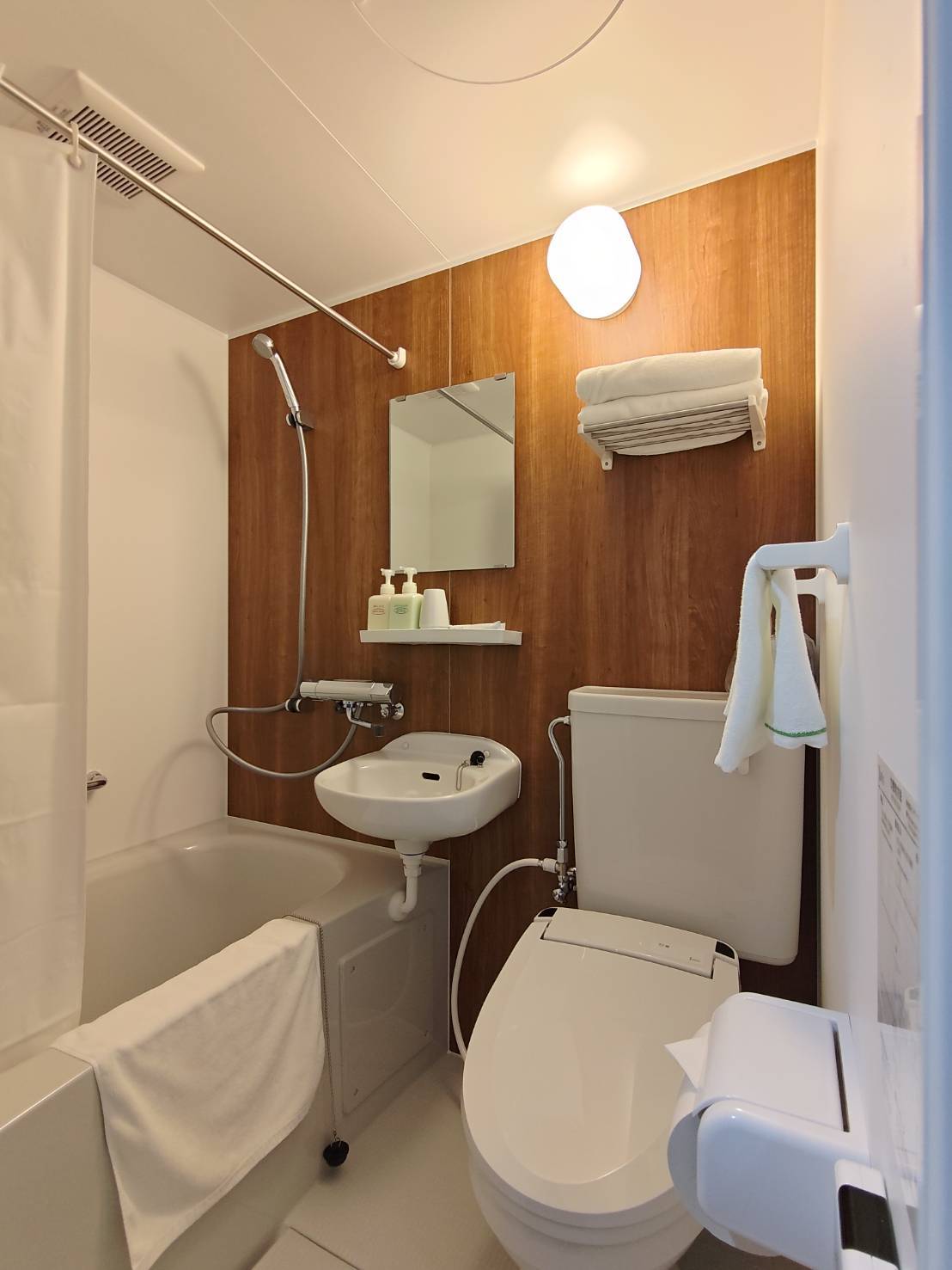 ツインルーム　ユニットバス