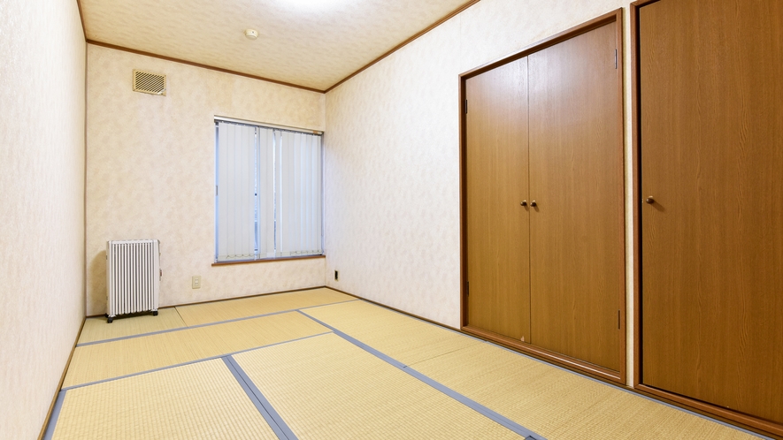 *［喫煙・和室2名］シンプルな造りの和室約7.5～8畳の客室です