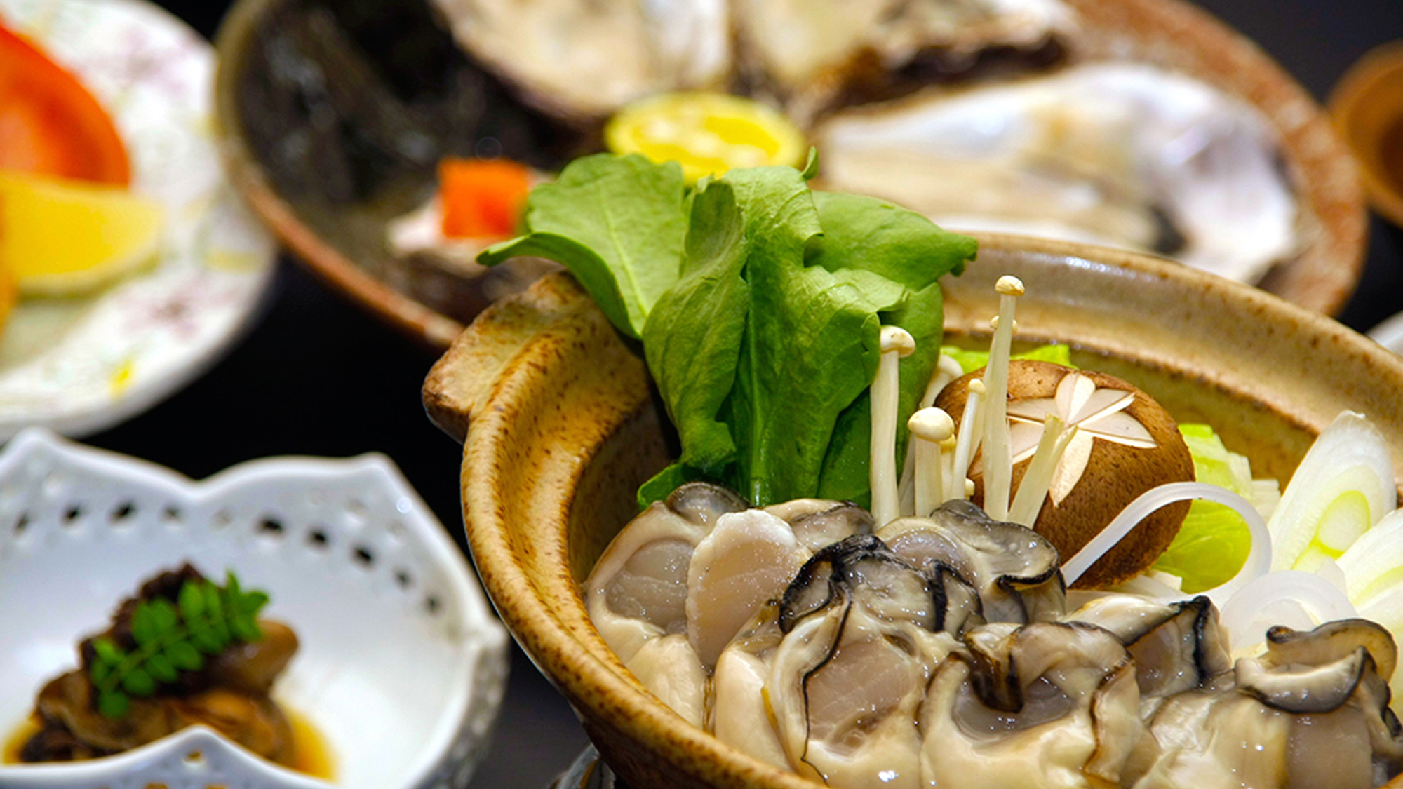 自慢の料理に舌鼓