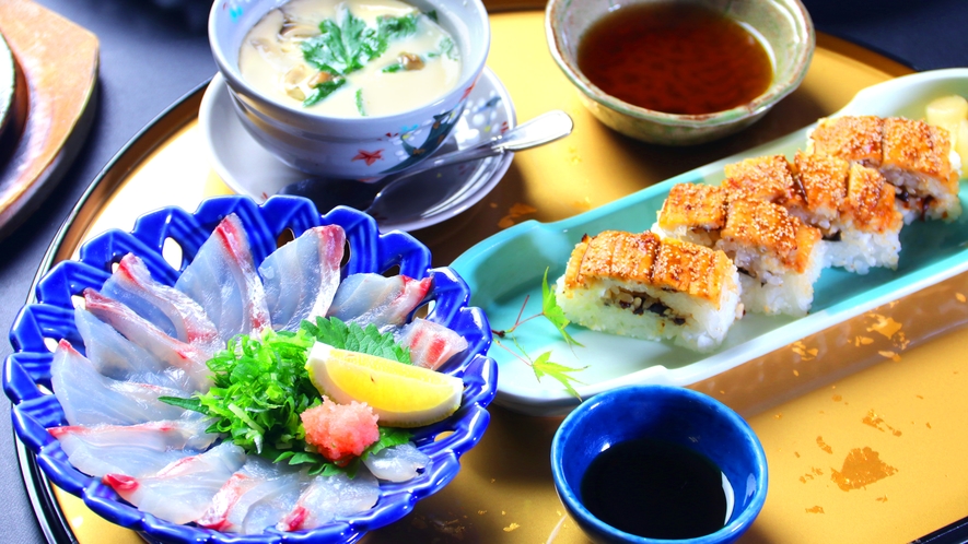 秘伝のタレがたっぷり染み込んだ人気の穴子寿司