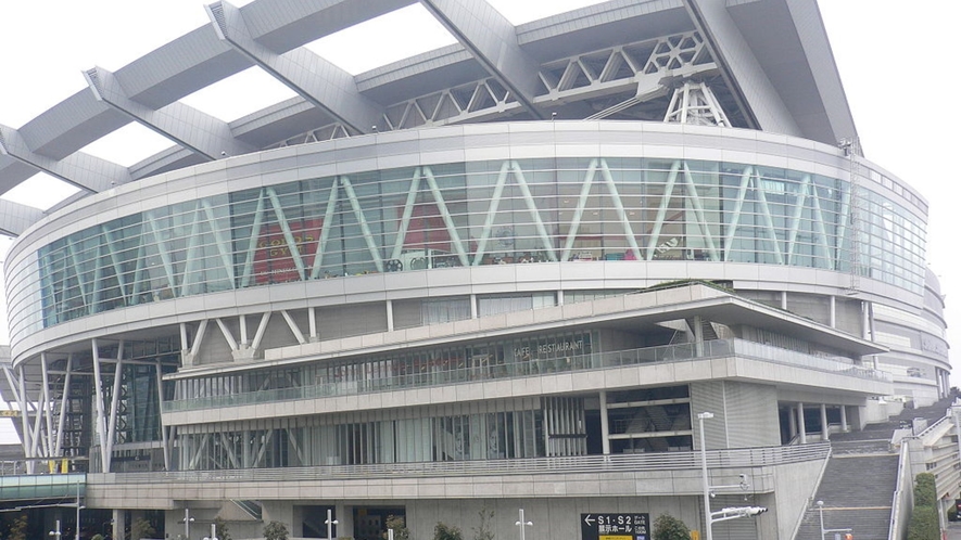 さいたまスーパーアリーナ ◆ 最寄りの「さいたま新都心」まで東京駅から電車で30分