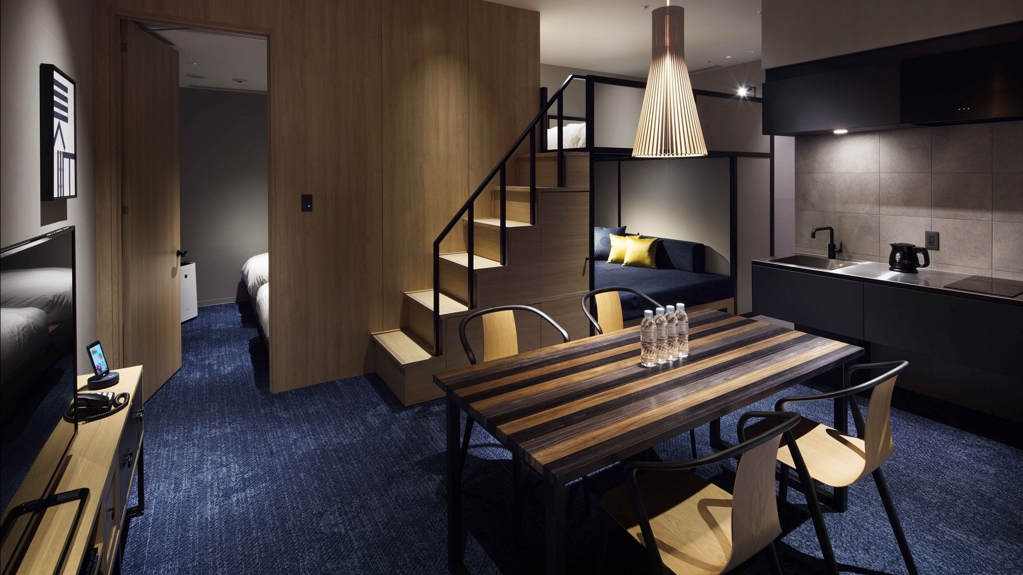 ◆スカイバンクベッドルーム｜こだわりのインテリアと洗練されたデザインが魅力の客室です。
