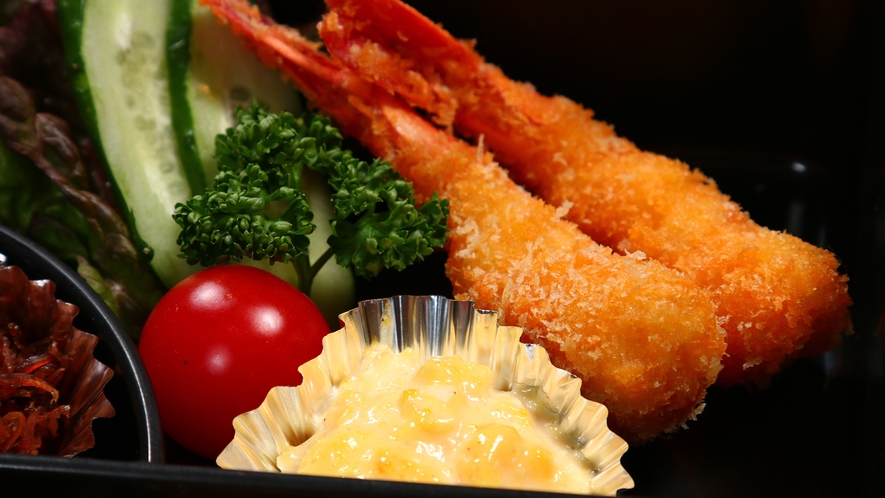 【お食事】お子様用夕食・自家製タルタルソース付き海老フライ