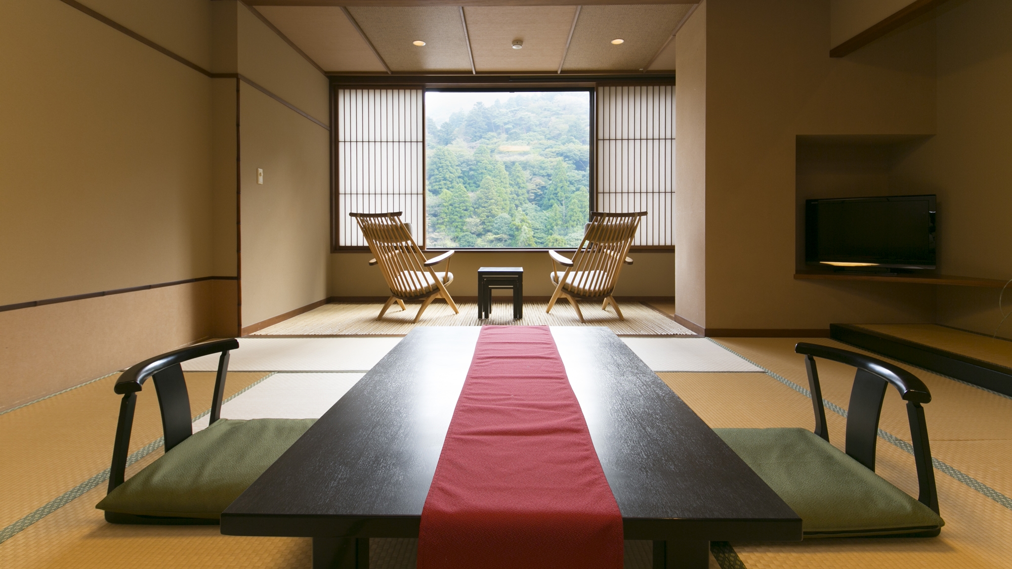 自然を感じる♪檜風呂付「真菰野」和室12.5畳／冷蔵庫フリー 