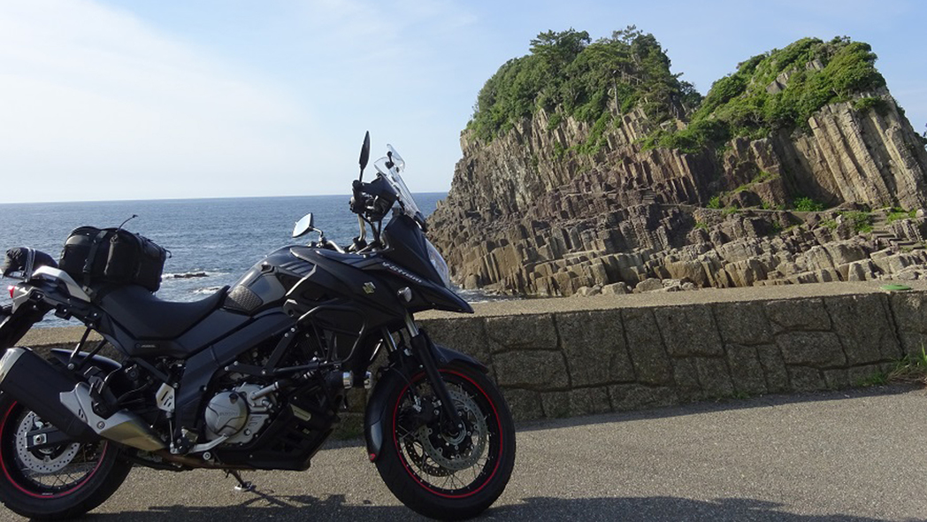 屋根付き駐車場完備、バイクツーリング応援、素泊りプラン（ソフトドリンク1本サービス付き）