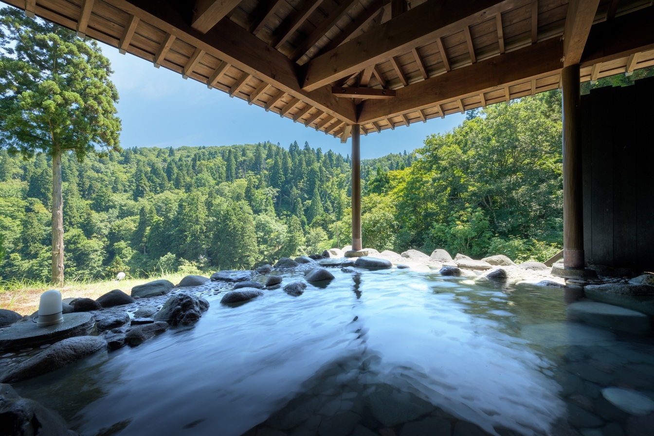 大人の寛ぎ旅！想作懐石とラウンジで贅沢時間