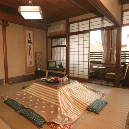 Japanese-style room (16 tatami mats)
