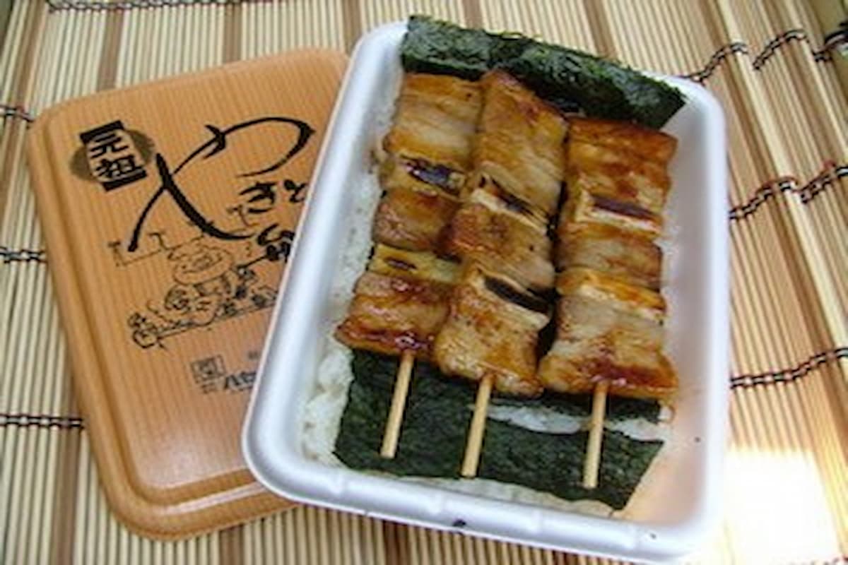 【函館名物】ハセガワストアのやきとり弁当！最寄り店（湯の川店）まで当館から車で約3分です。