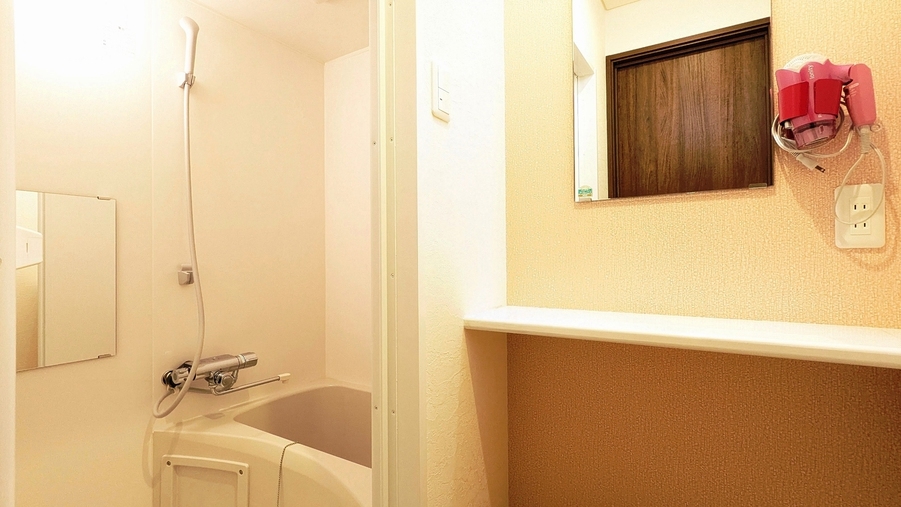 Amazonギフト券500円分付☆素泊りプラン　24時間入浴可能、コンビニ徒歩3分≪駐車場無料≫