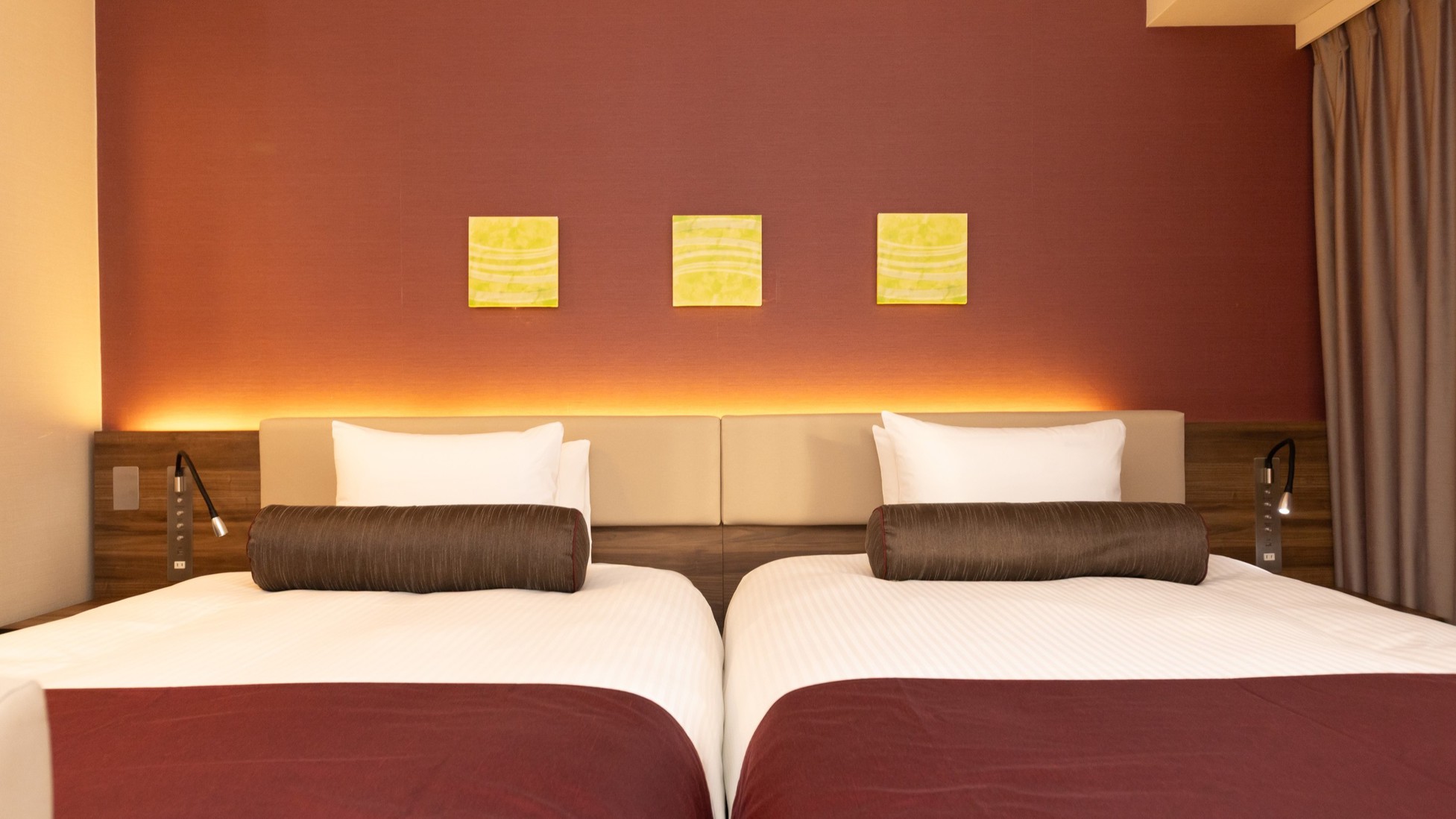 【EXスーペリアツイン】23㎡ / ベッド幅120㎝