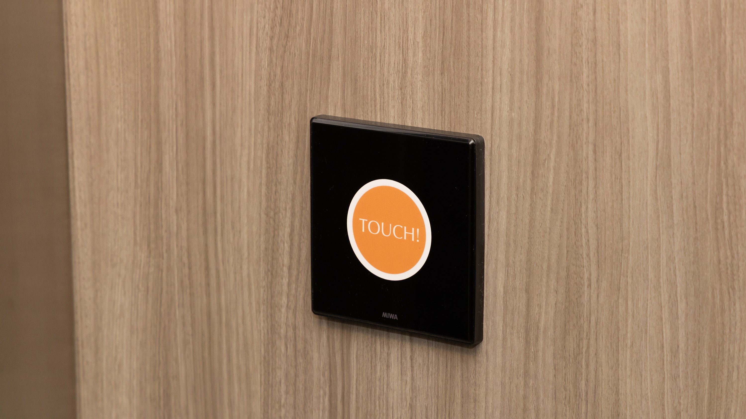 【エレベーター】